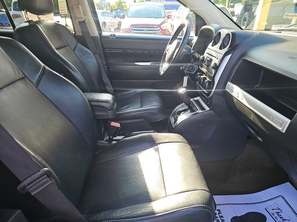 Used 2017 Jeep Compass High Altitude FWD image 80