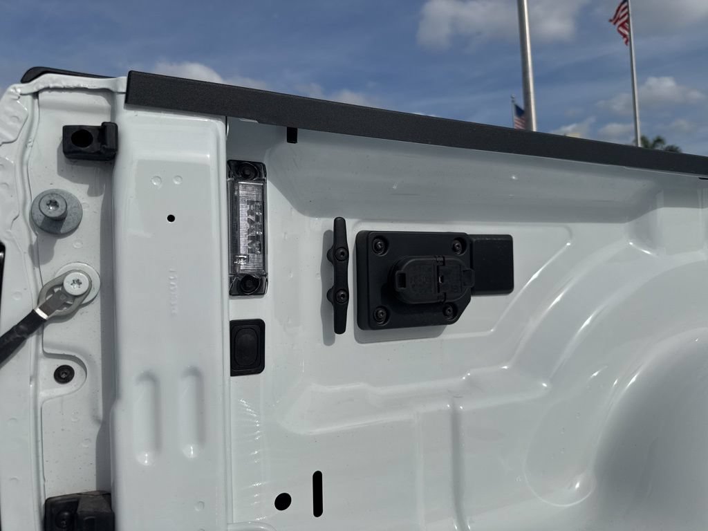 New 2026 RAM 3500 Big Horn AWD/4WD image 7