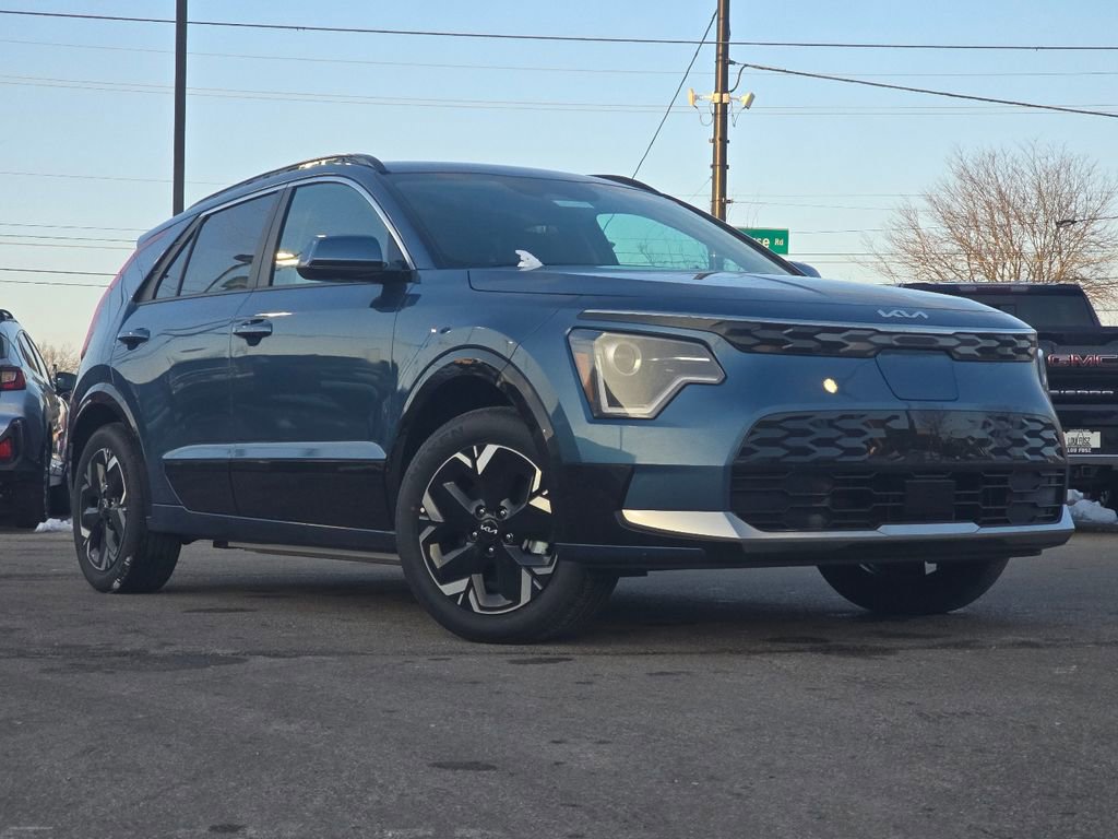 New 2025 Kia Niro Wind image 1