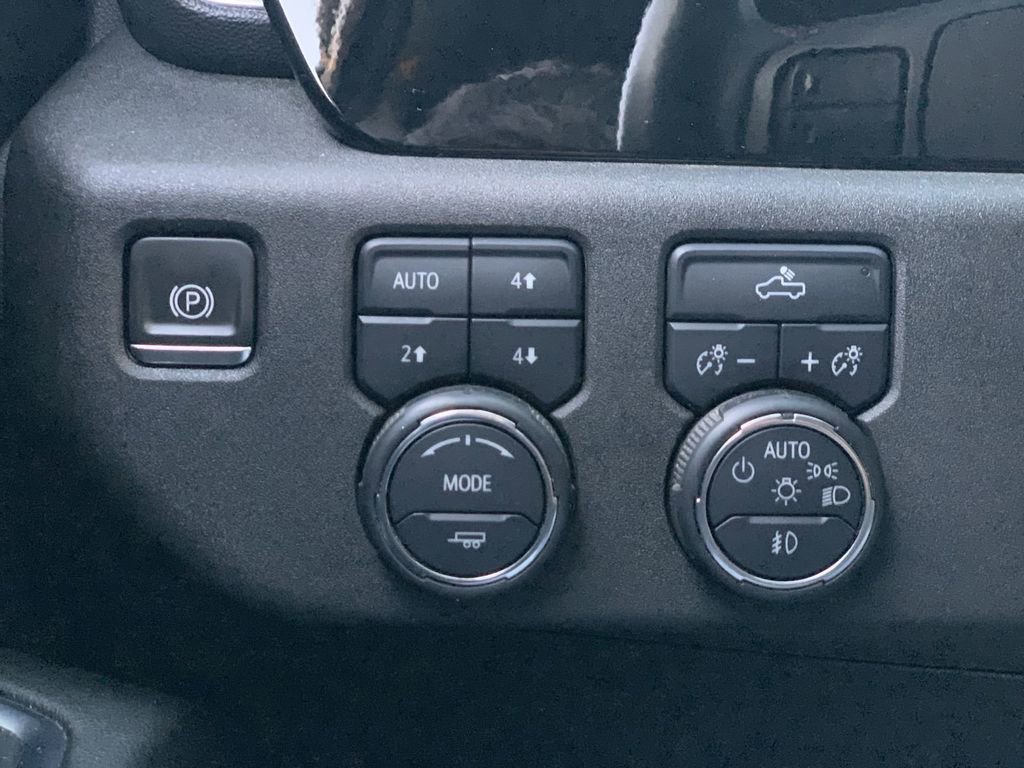 Certified 2024 Chevrolet Silverado 1500 RST w/ Z71 Off-Road Package image 16