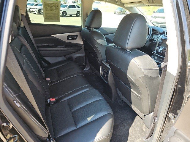 Used 2023 Nissan Murano SL w/ SL Moonroof Package image 16