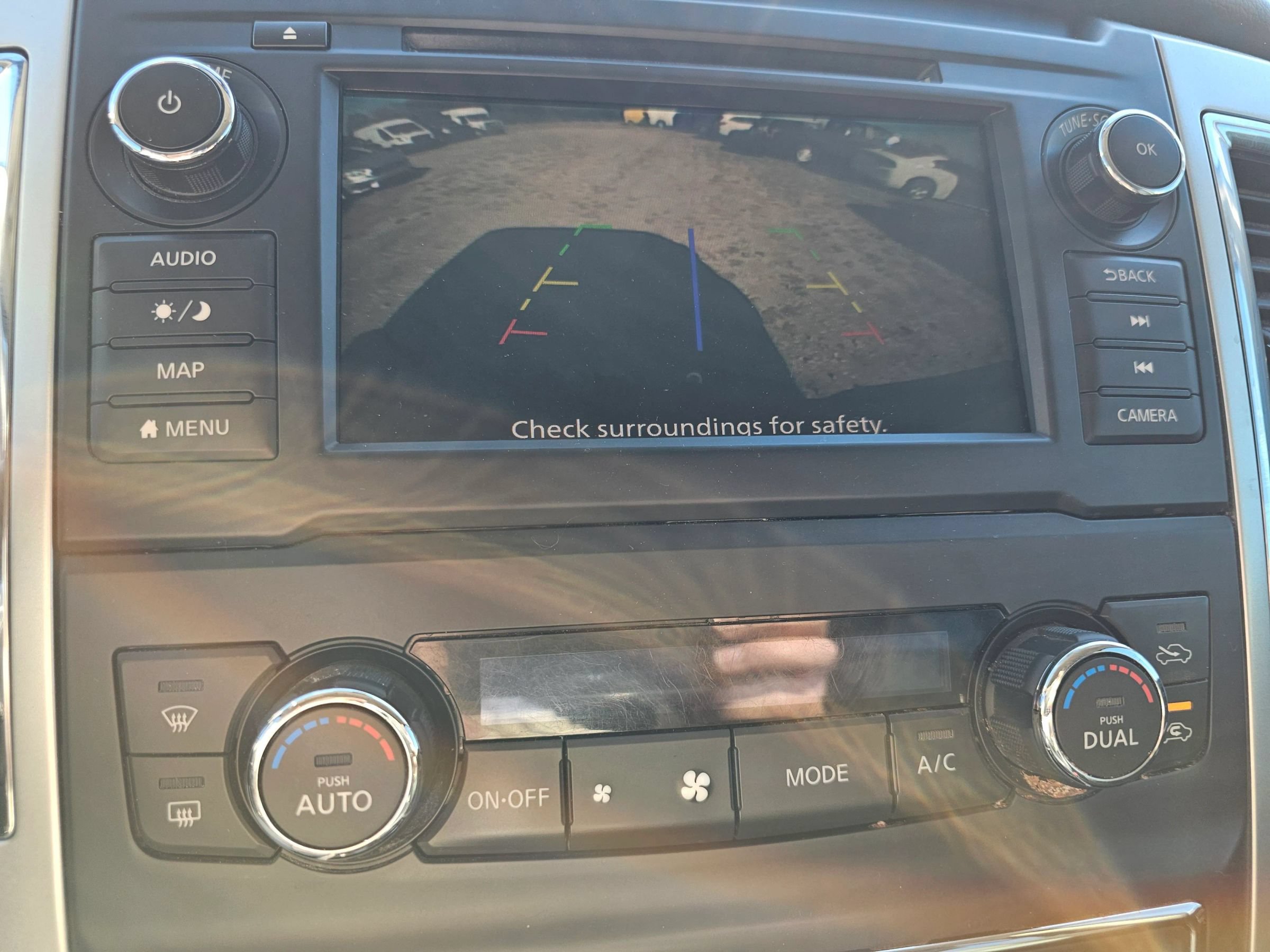 Used 2019 Nissan Titan PRO-4X w/ Pro-4x Convenience Package AWD/4WD image 14