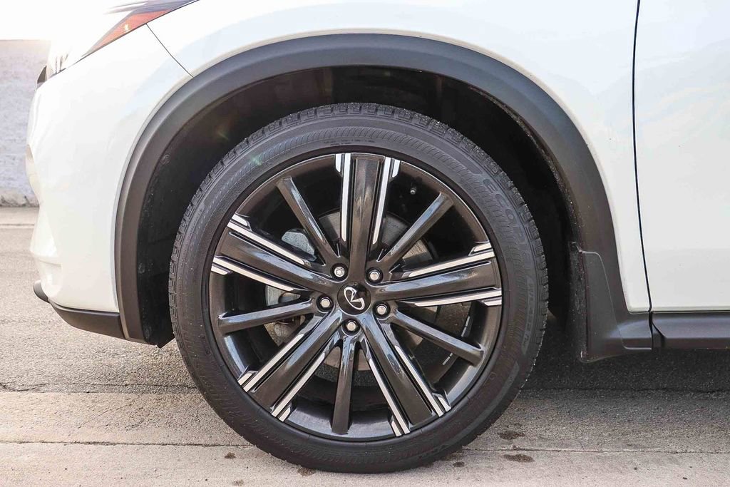 Used 2022 INFINITI QX50 Luxe w/ Appearance Package image 11