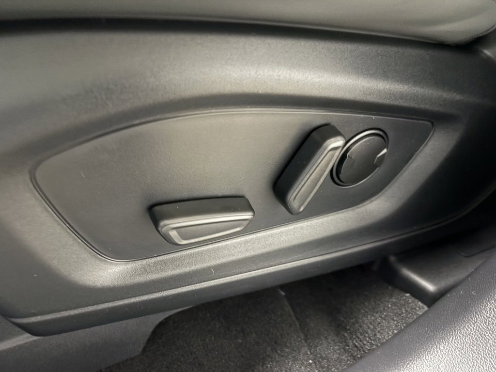 New 2026 Ford Explorer Active w/ Active Comfort Package image 23