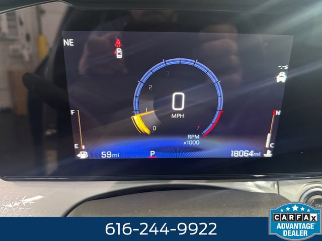 Used 2024 Chevrolet Trax LT w/ Driver Confidence Package FWD image 2