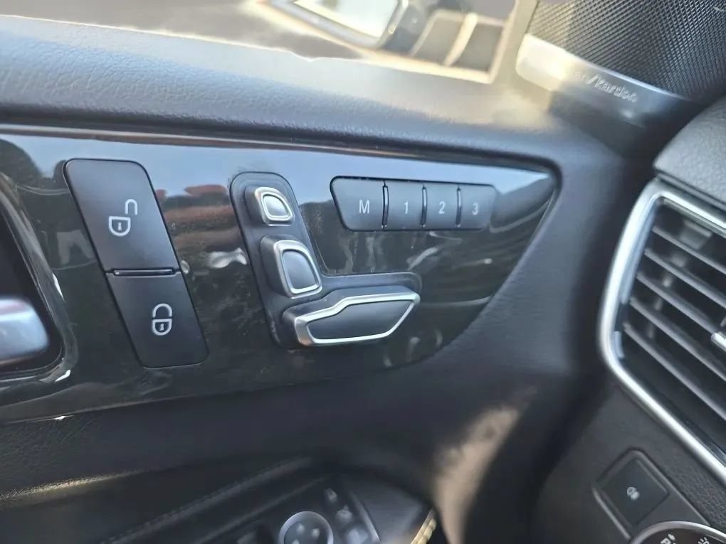 Used 2018 Mercedes-Benz GLE 350 image 25