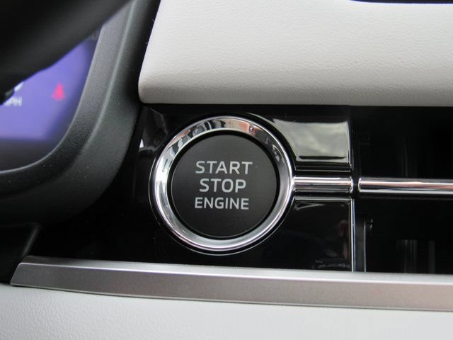 New 2026 Mitsubishi Outlander SE FWD image 18
