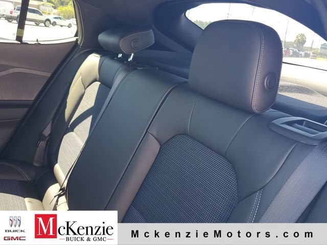 New 2026 Buick Envista Sport Touring w/ Convenience I Package FWD image 21