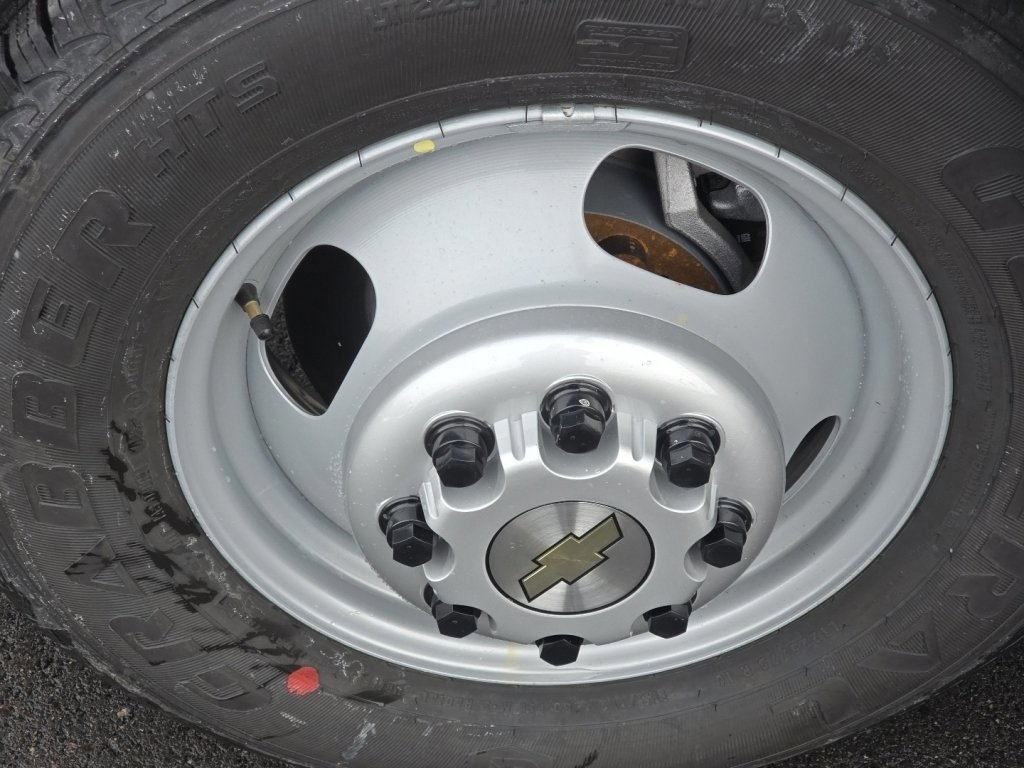 New 2025 Chevrolet Express 3500 w/ Power Convenience Package image 18