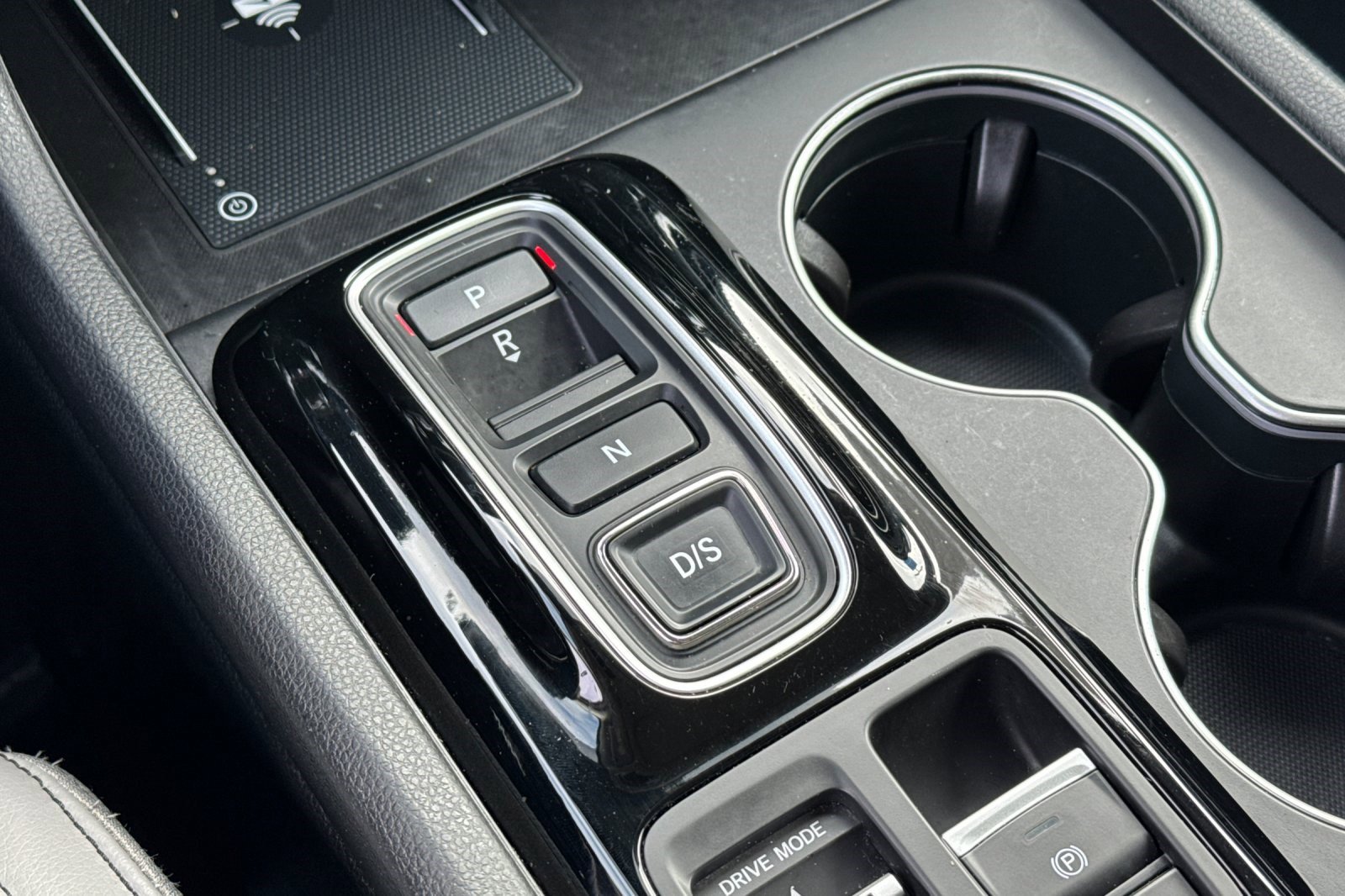 Certified 2024 Honda Pilot Touring image 27