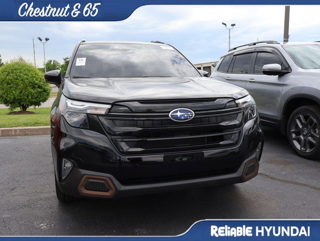 Used 2025 Subaru Forester Sport w/ Popular Package #1 AWD/4WD image 4