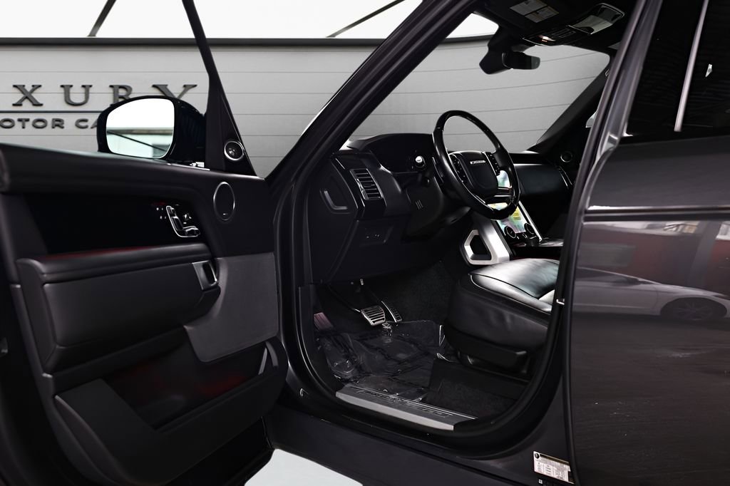 Used 2021 Land Rover Range Rover P525 Westminster Edition image 25