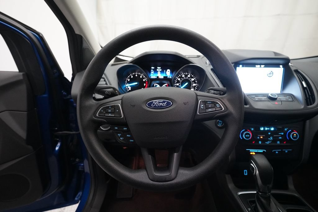 Used 2019 Ford Escape SE FWD image 4