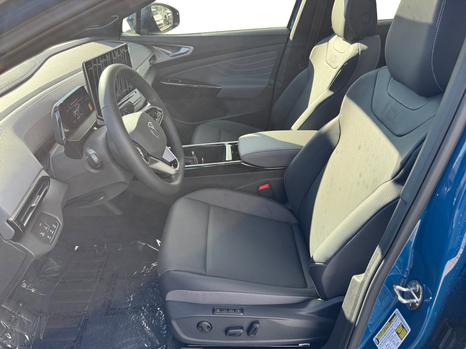 New 2025 Volkswagen ID.4 Pro S Plus image 2