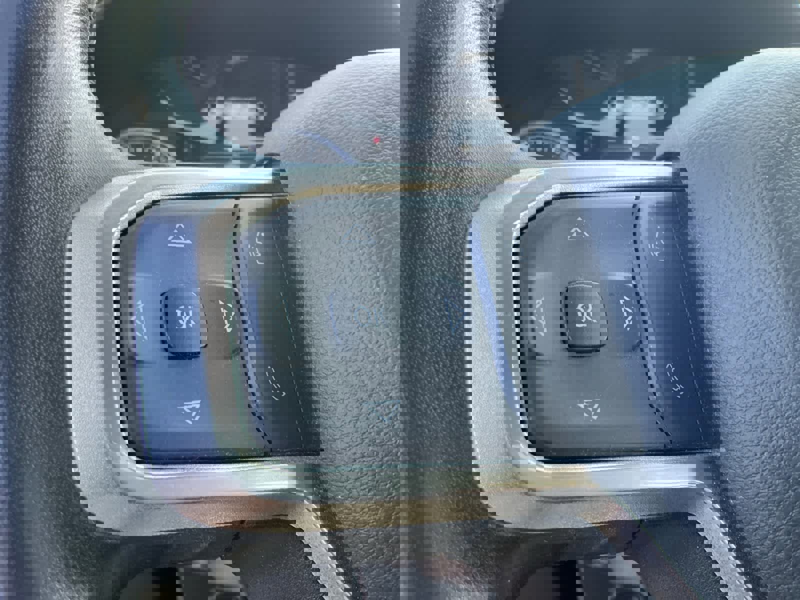 Used 2024 RAM 2500 Laramie image 24