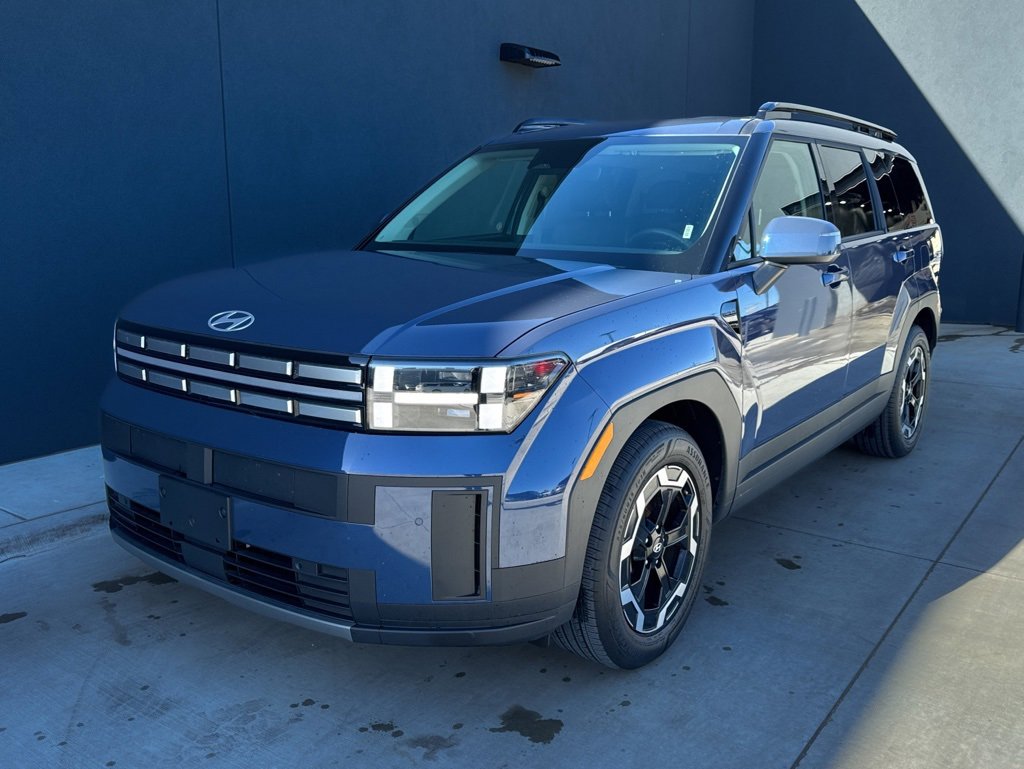 Used 2025 Hyundai Santa Fe SEL image 1