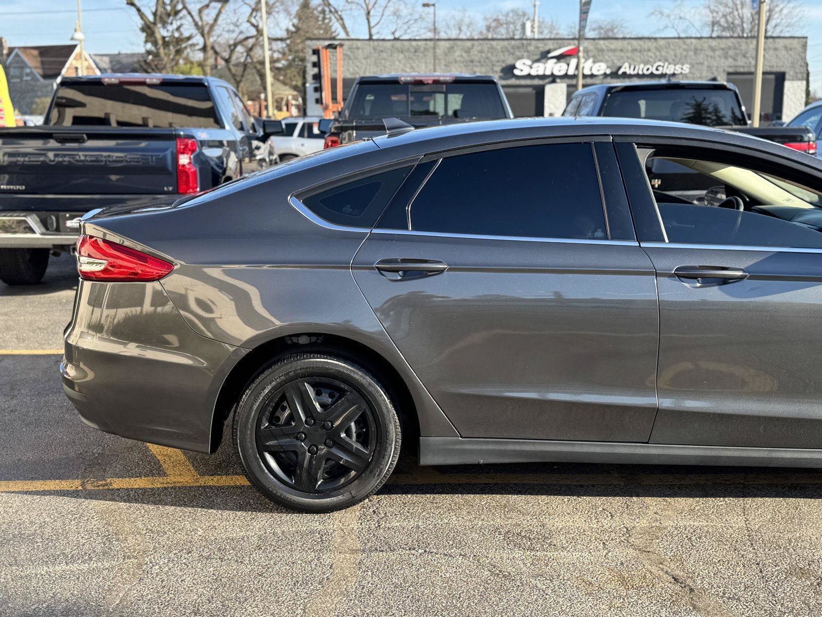 Used 2020 Ford Fusion S FWD image 13