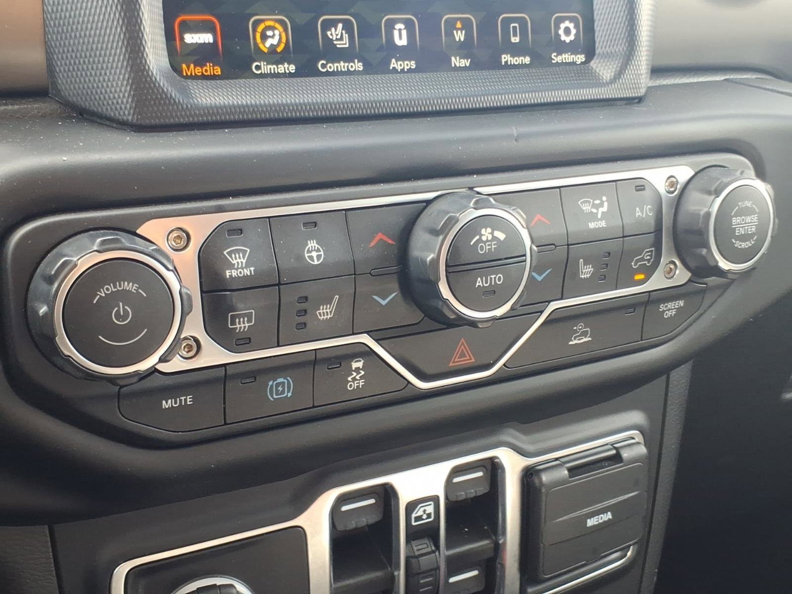 Used 2023 Jeep Wrangler Unlimited w/ Cold Weather Group AWD/4WD image 23