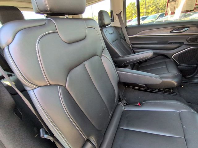 Used 2022 Jeep Grand Cherokee L Limited image 31