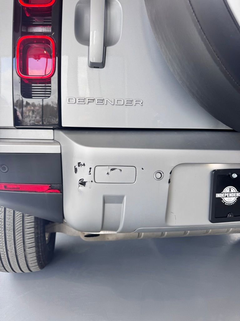 Used 2023 Land Rover Defender 110 S image 24