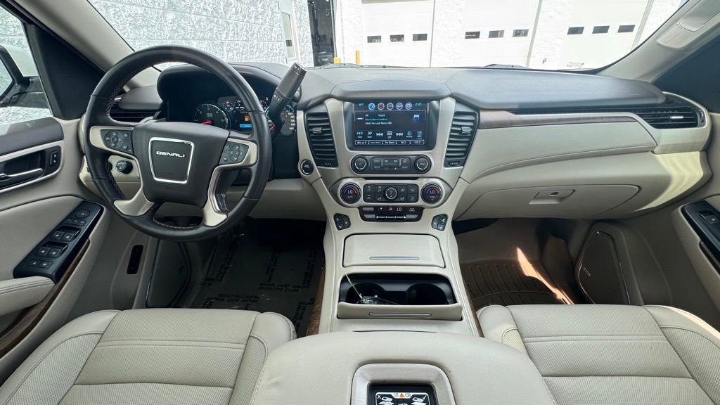 Used 2020 GMC Yukon XL Denali w/ Denali Ultimate Package image 18