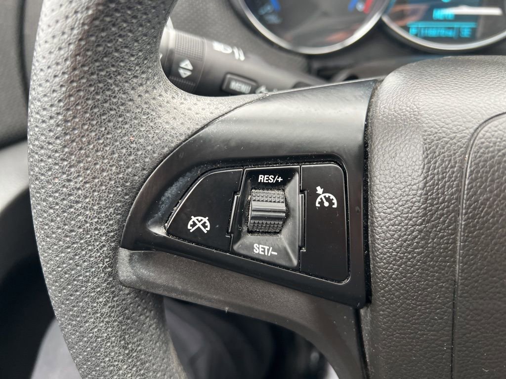Used 2015 Chevrolet Cruze LT w/ Sun And Sound Package image 16