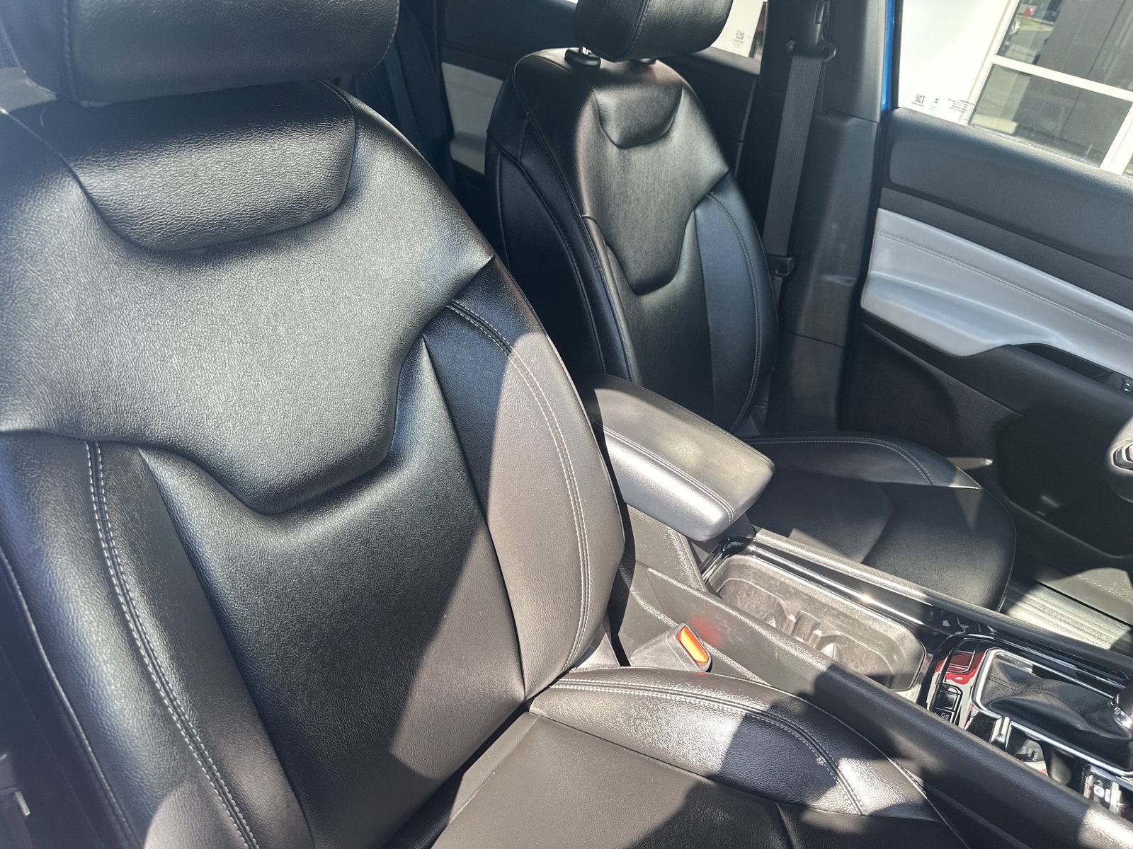 Used 2025 Jeep Compass Limited AWD/4WD image 28