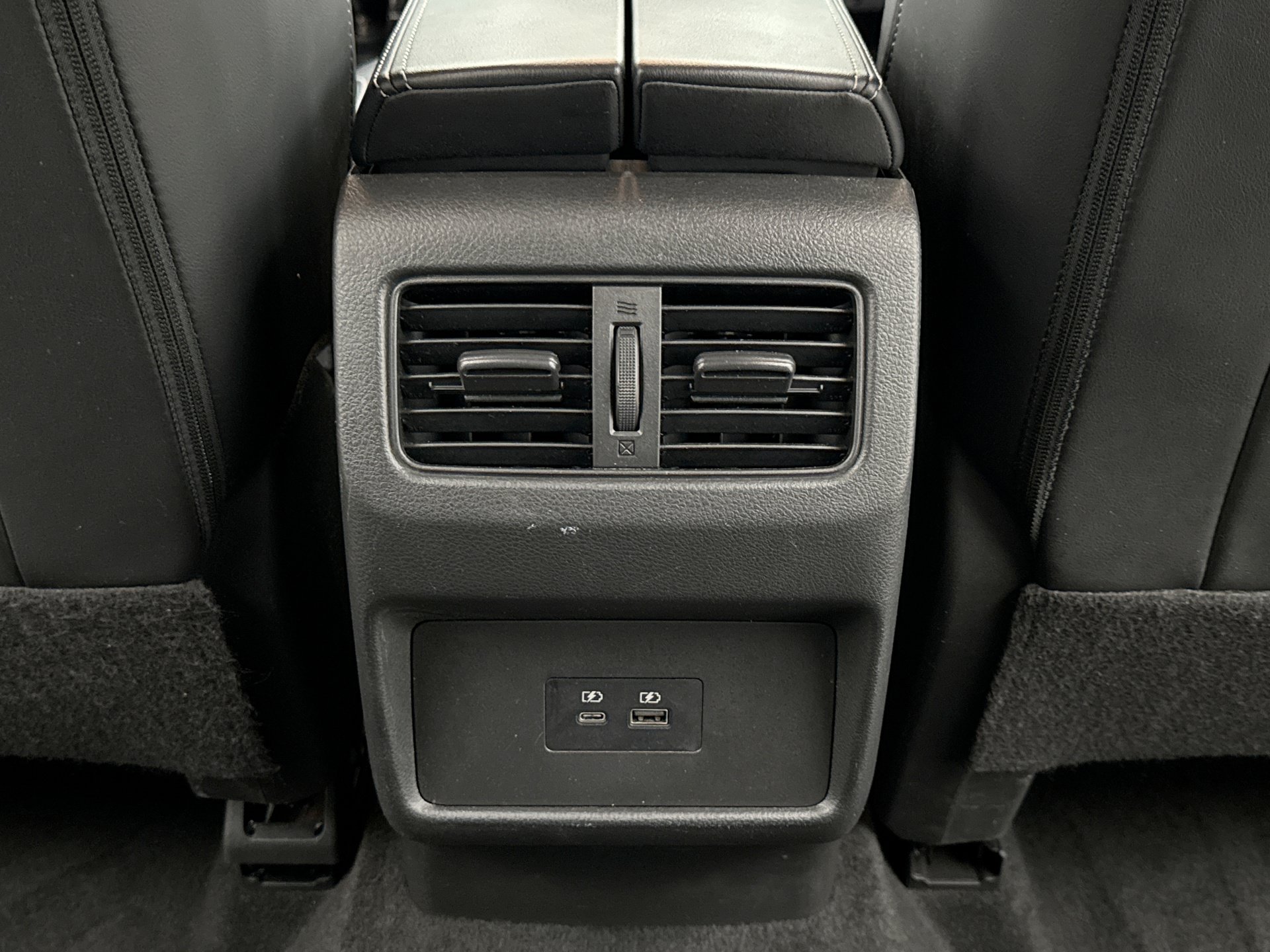 Used 2023 Nissan Rogue Platinum AWD/4WD image 16