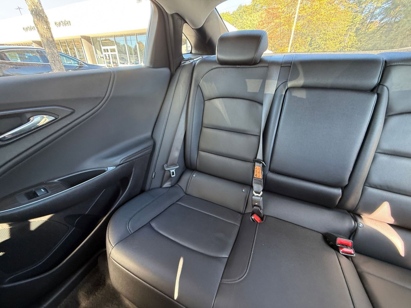 Used 2024 Chevrolet Malibu LT image 39