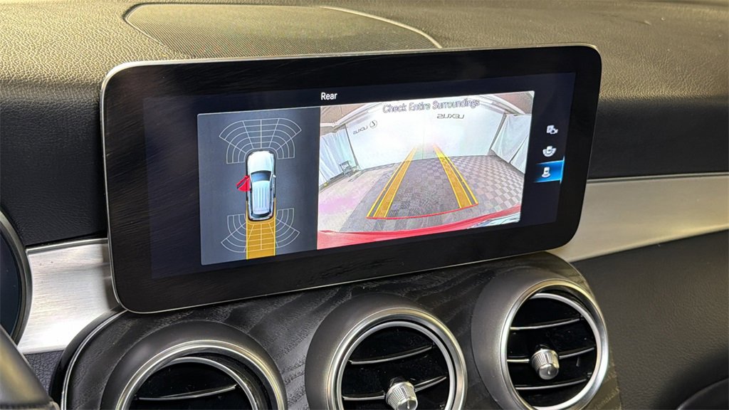 Used 2021 Mercedes-Benz GLC 300 4MATIC w/ AMG Line image 29