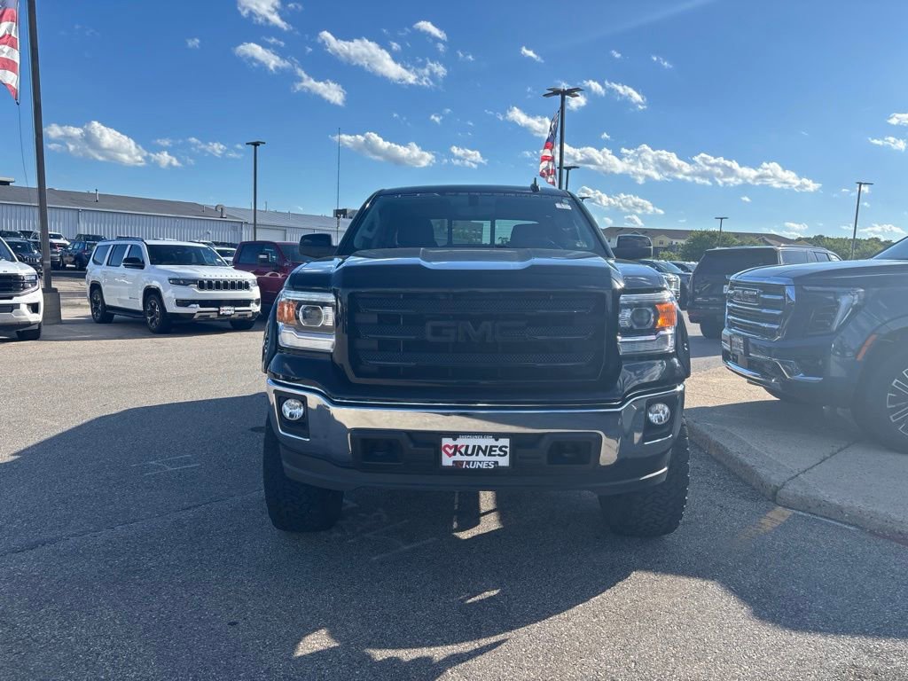 Used 2015 GMC Sierra 1500 SLE w/ SLE Value Package AWD/4WD image 2