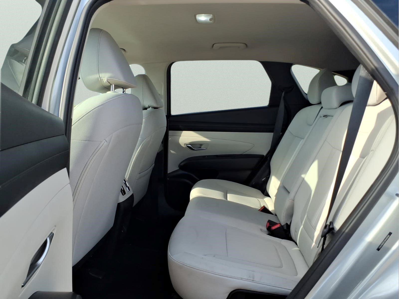 Used 2025 Hyundai Tucson SEL FWD image 12