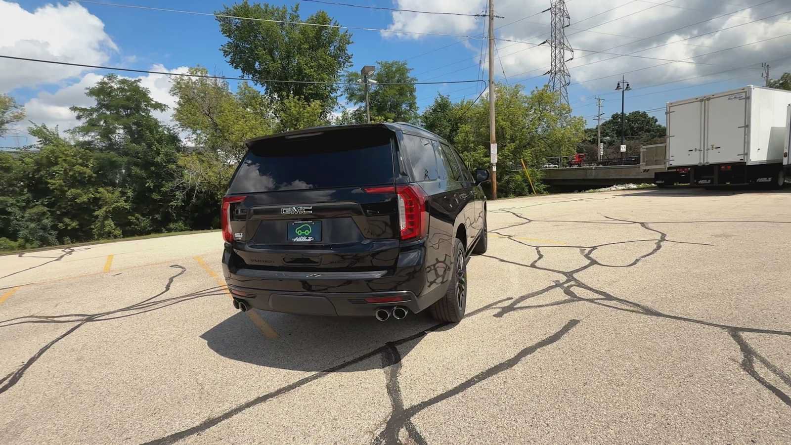 Certified 2023 GMC Yukon Denali AWD/4WD image 7