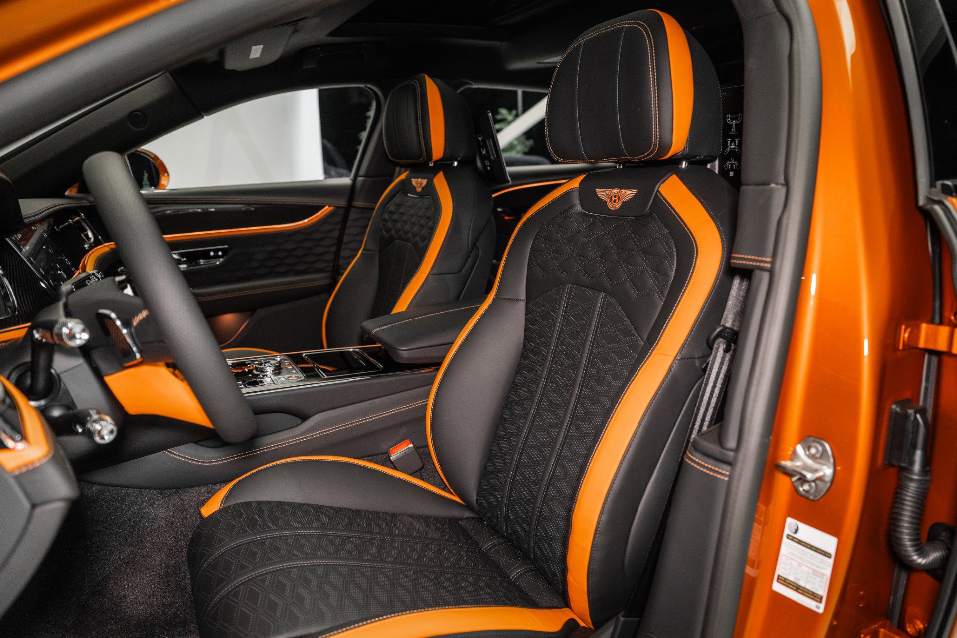 New 2025 Bentley Flying Spur Plug-In Hybrid image 22