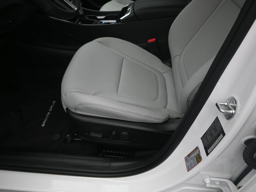 Used 2025 Hyundai Santa Cruz Limited image 28