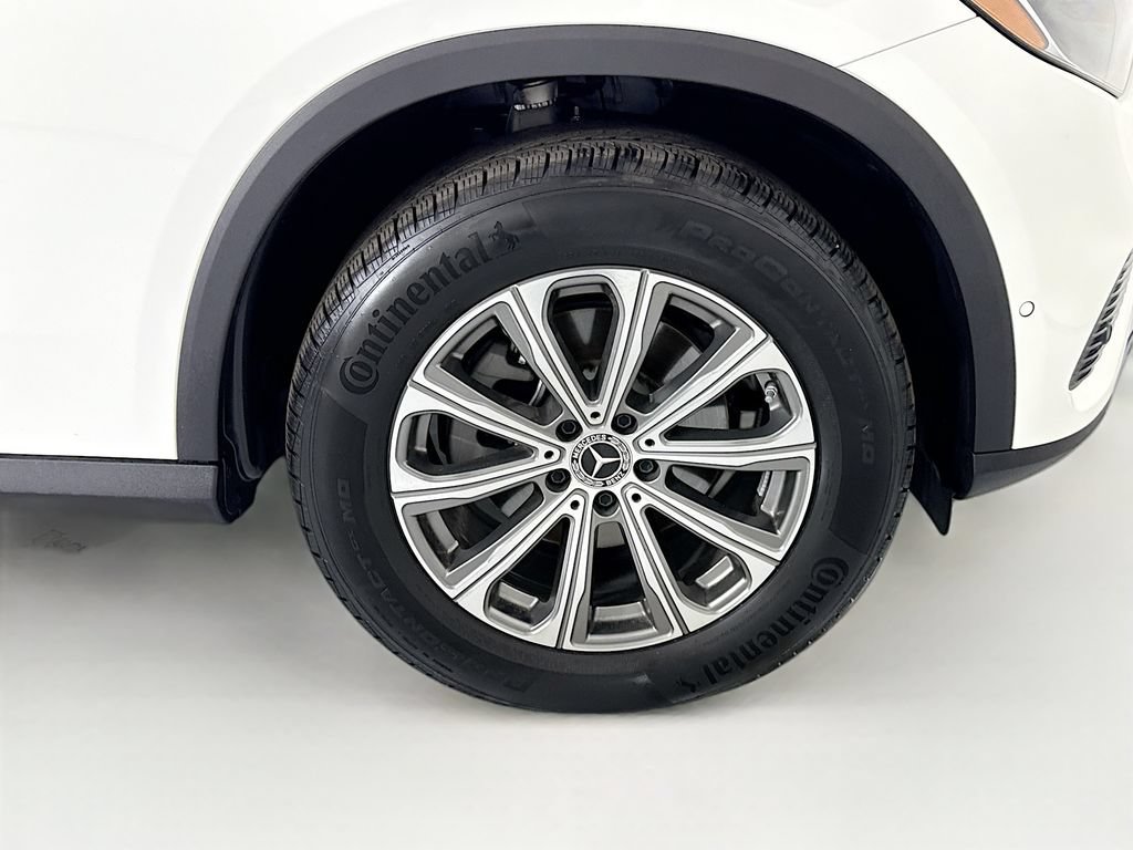 Certified 2026 Mercedes-Benz GLC 300 4MATIC image 32