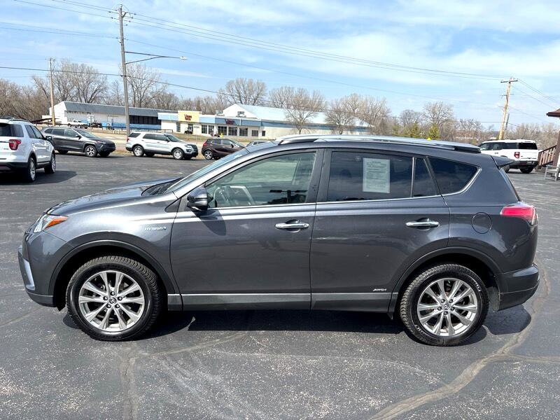 Used 2017 Toyota RAV4 Limited image 6