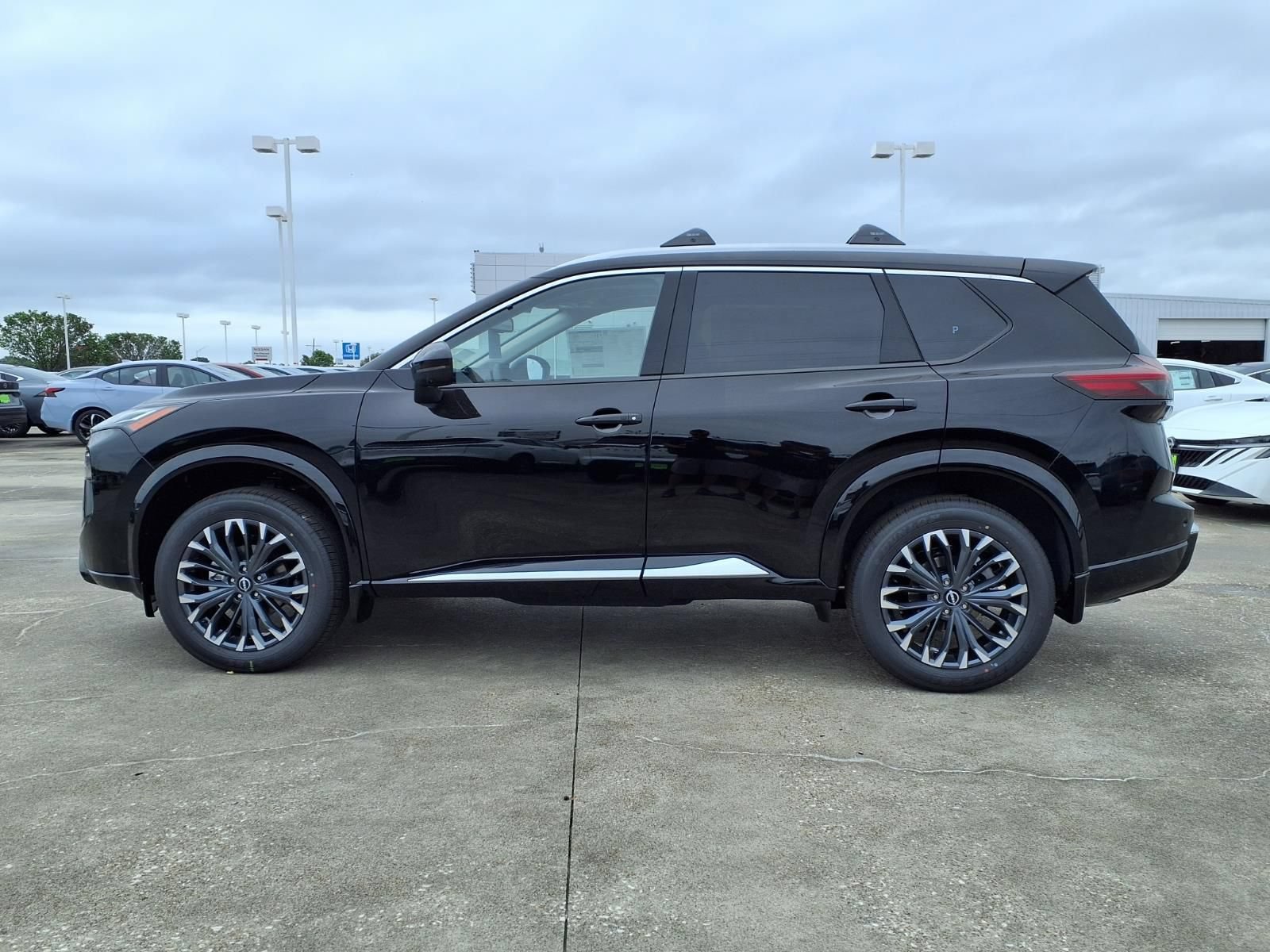 New 2026 Nissan Rogue Platinum w/ Platinum Premium Package AWD/4WD image 8