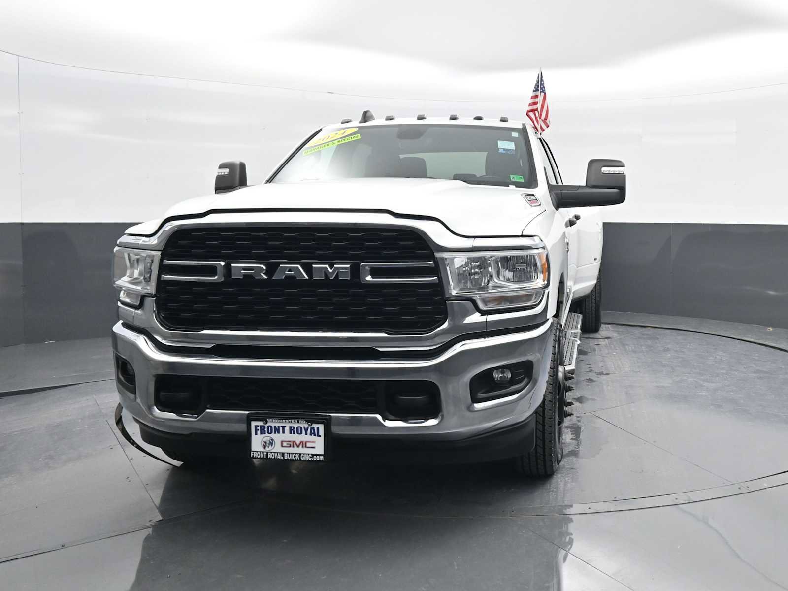 Used 2024 RAM 3500 Big Horn image 3