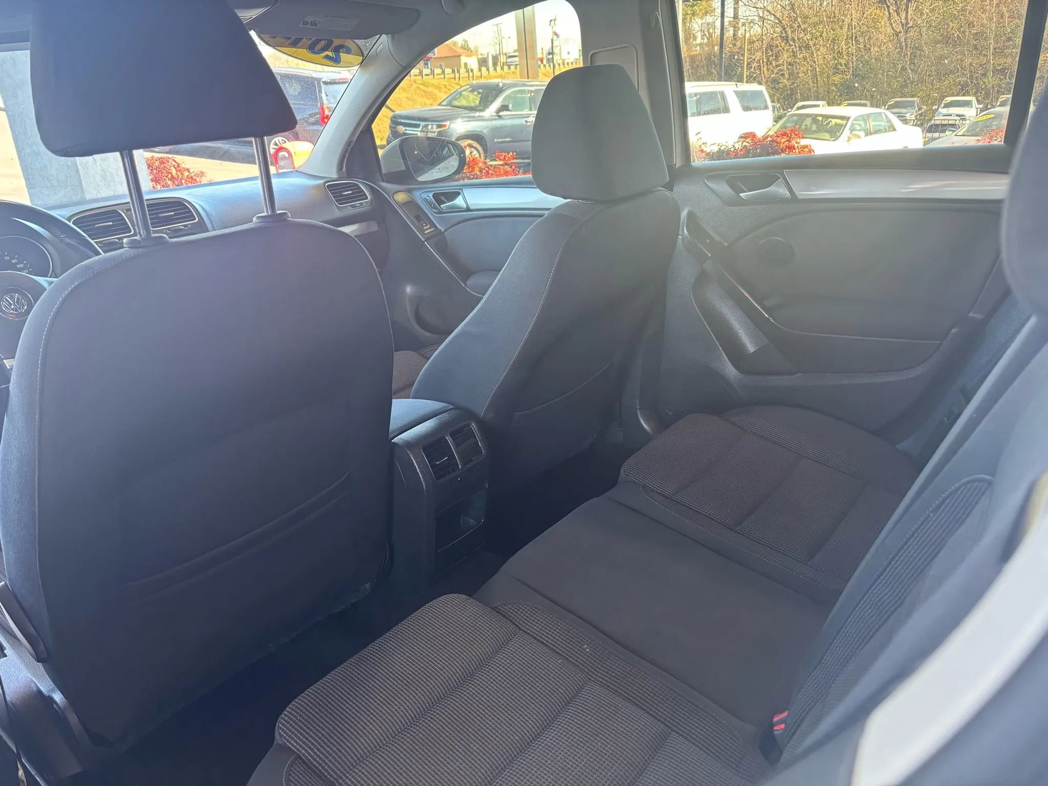 Used 2014 Volkswagen Golf 4-Door image 19