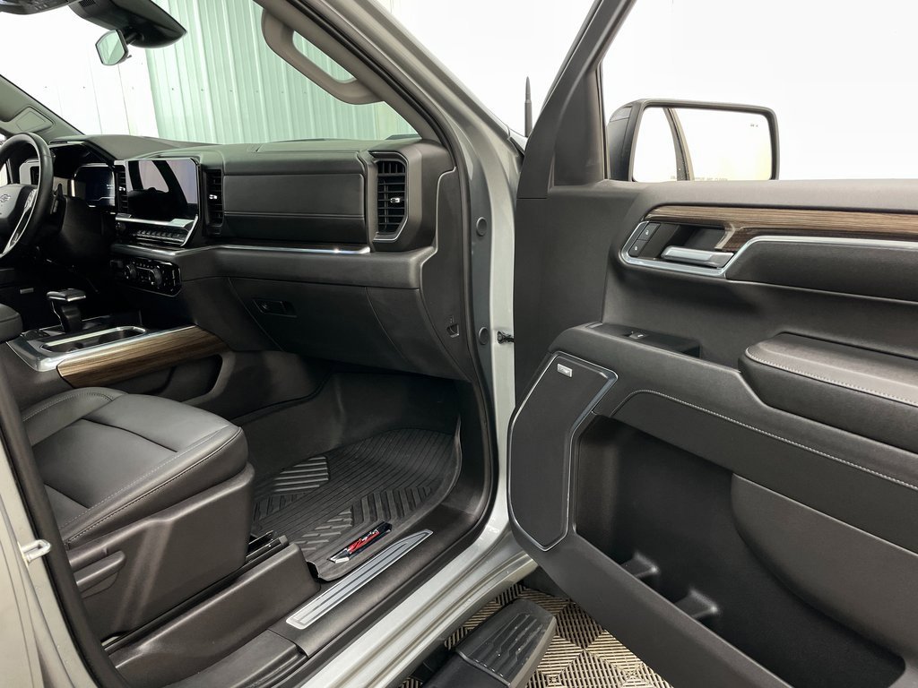 Certified 2024 Chevrolet Silverado 1500 LT Trail Boss w/ LT Trail Boss Premium Package image 42