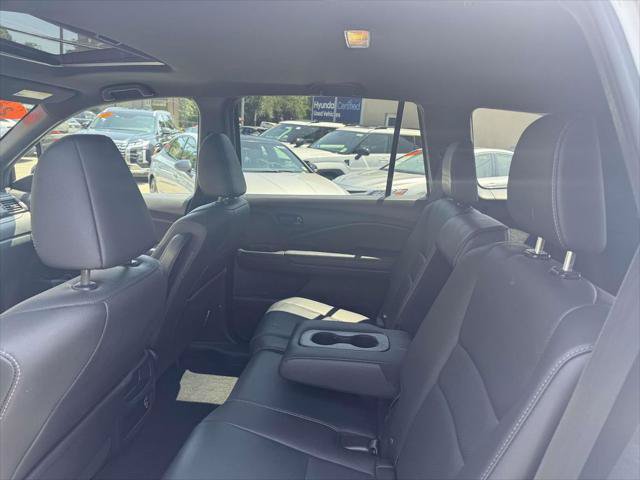 Used 2023 Honda Passport EX-L image 11