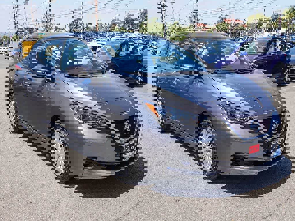 Used 2022 Nissan Leaf S FWD image 3