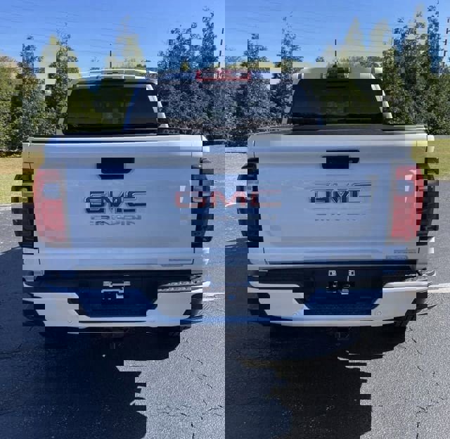 Used 2025 GMC Canyon Elevation w/ Convenience Package image 6