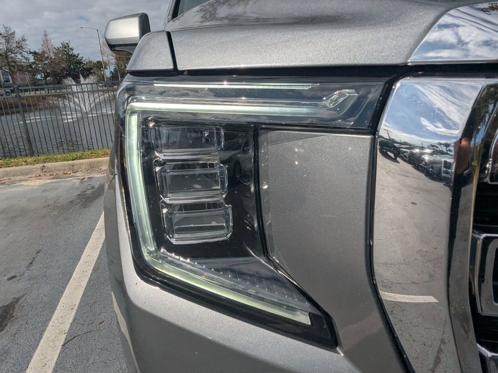 Used 2021 GMC Yukon SLT w/ Rear Media and Nav Package image 22