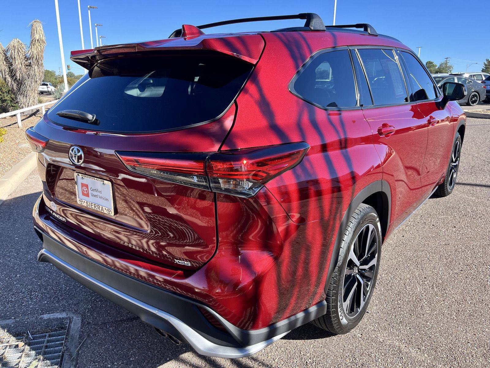 Certified 2022 Toyota Highlander XSE image 7