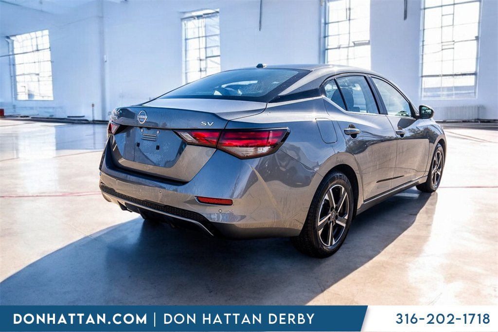 Used 2024 Nissan Sentra SV image 28