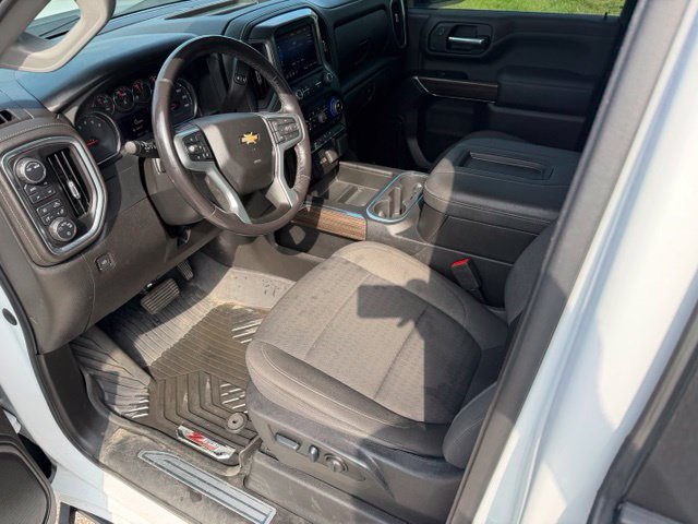 Used 2022 Chevrolet Silverado 2500 LT w/ Convenience Package AWD/4WD image 17