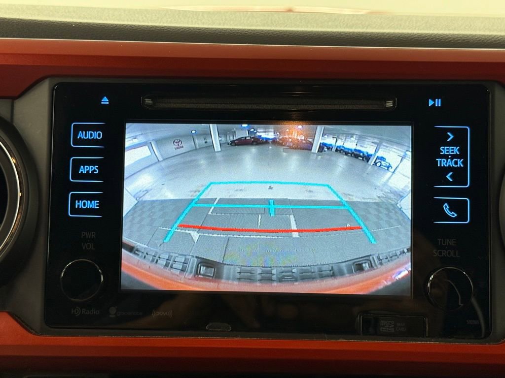 Used 2018 Toyota Tacoma TRD Sport image 31