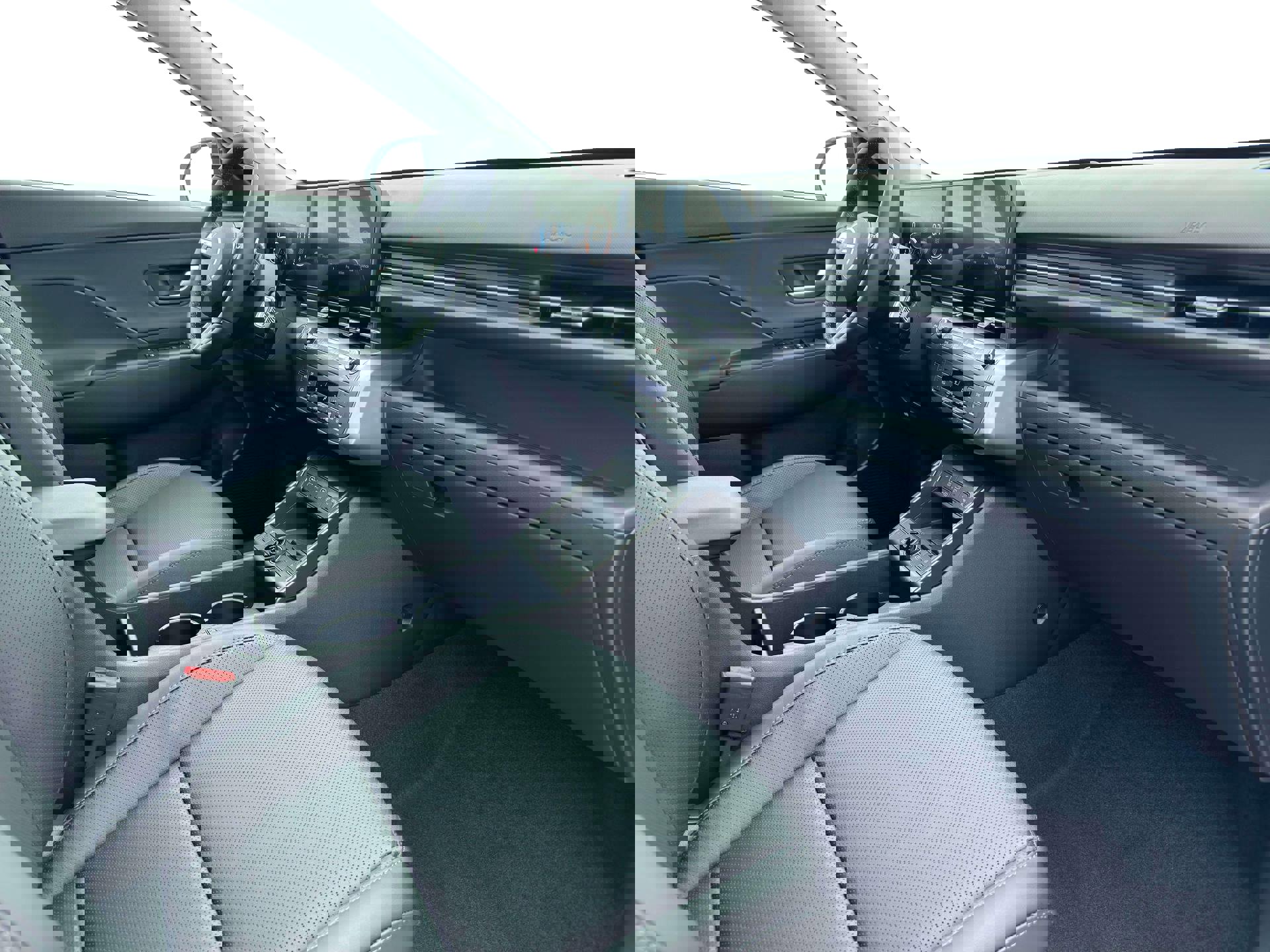 New 2026 Hyundai Kona SEL Premium image 15